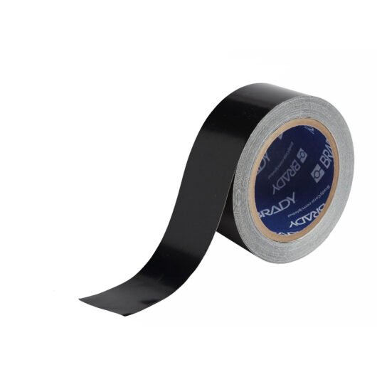 CINTA PARA DELIMITAR PISO M MATERIAL VINYL, DIMENSION 2 IN W X 100FT L, COLOR NEGRO, NO REFLECTIVA, RESISTENTE A QUIMICOS , AGUAS Y ACEITES. CODIGO 170618, MARCA BRADY – 170618
